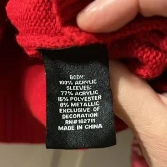33 Degrees EUC Red Felix Navidad Sweater size M - Picture 3 of 4